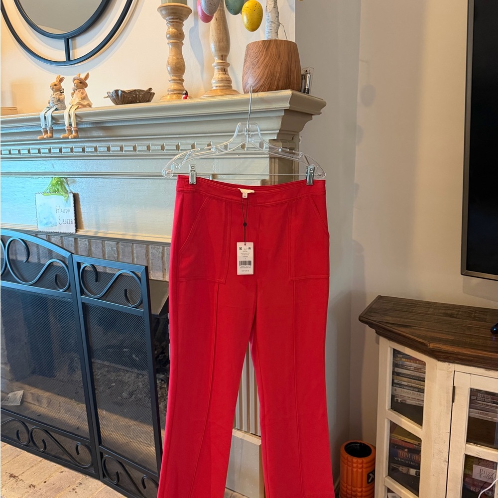 Cinq a Sept Womens Angie Cropped Pants 8 cardinal red - NWT $345